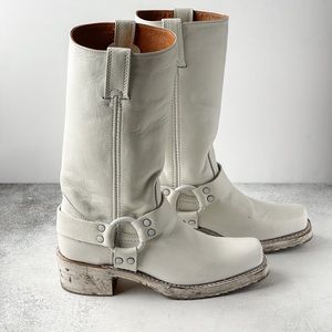NEW! Frye Harness 12R White Pull On Boots - 7